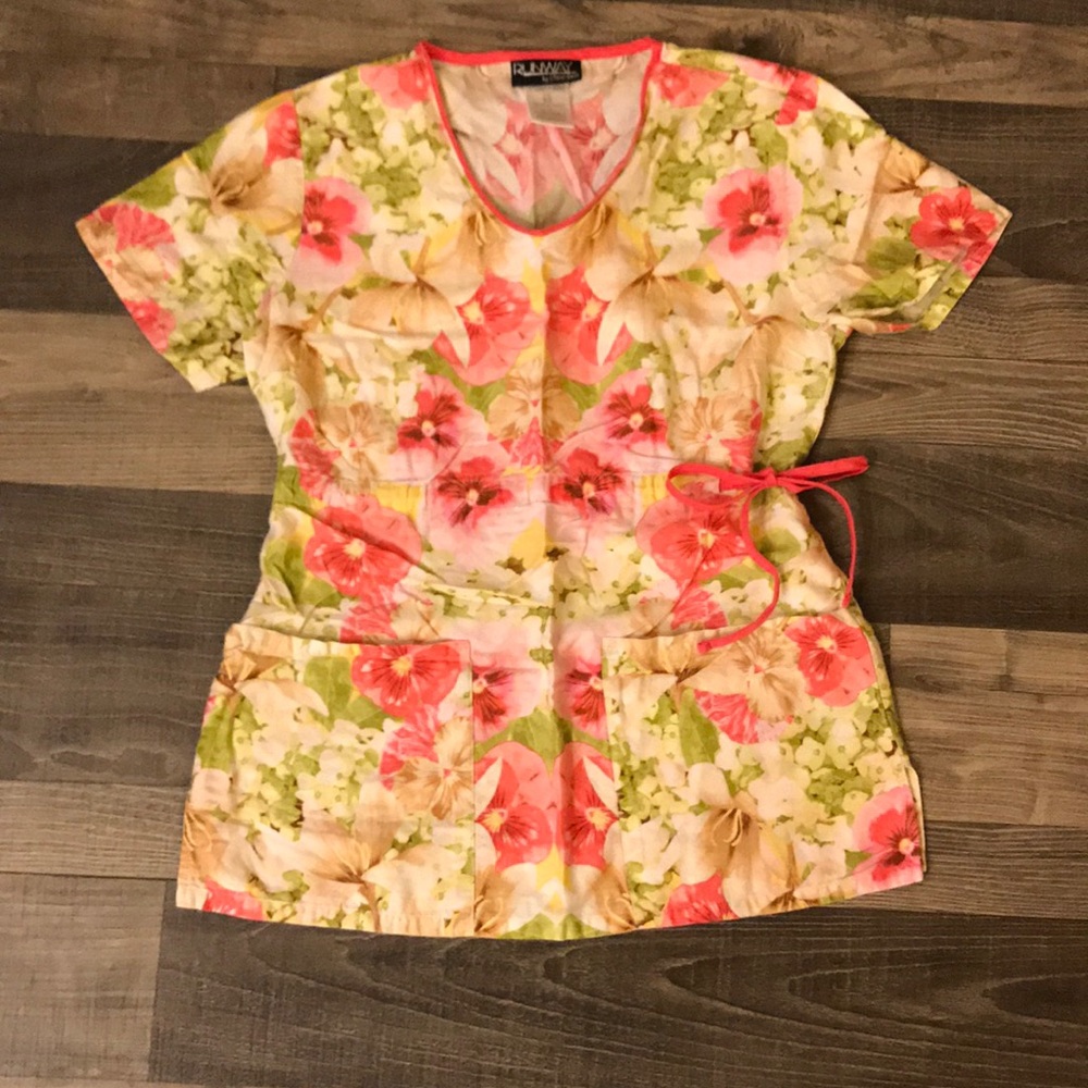 Runway by Cherokee scrub top